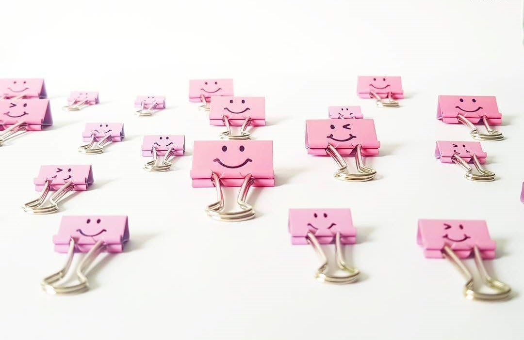 Rapesco 1352 32 mm Fun Foldback Clips, Candy Pink, Pack of 20