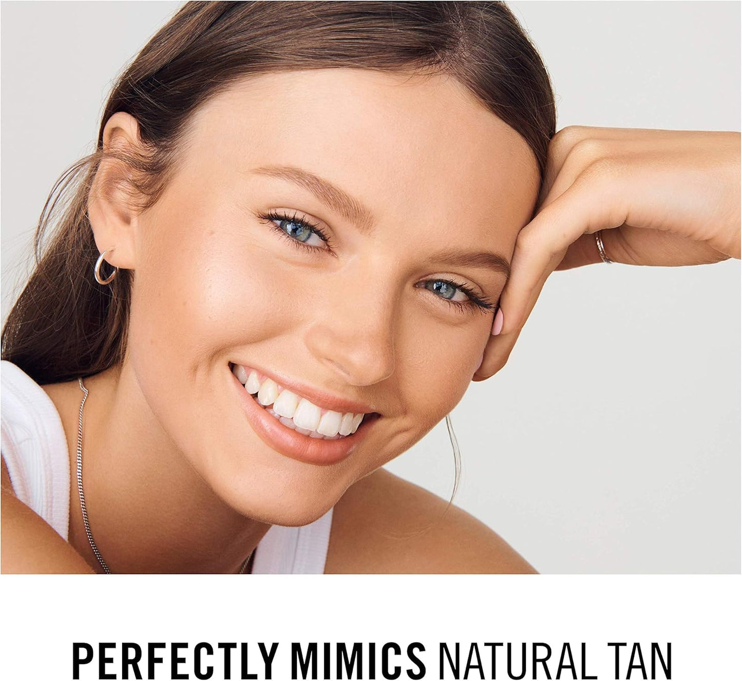 RIMMEL LONDON - Natural Bronzer - Silky-Smooth & Ultra-Fine Bronzing Powder - Sunkissed Look, Mimicking Natural Tan - 002 Sunbronze - 14g