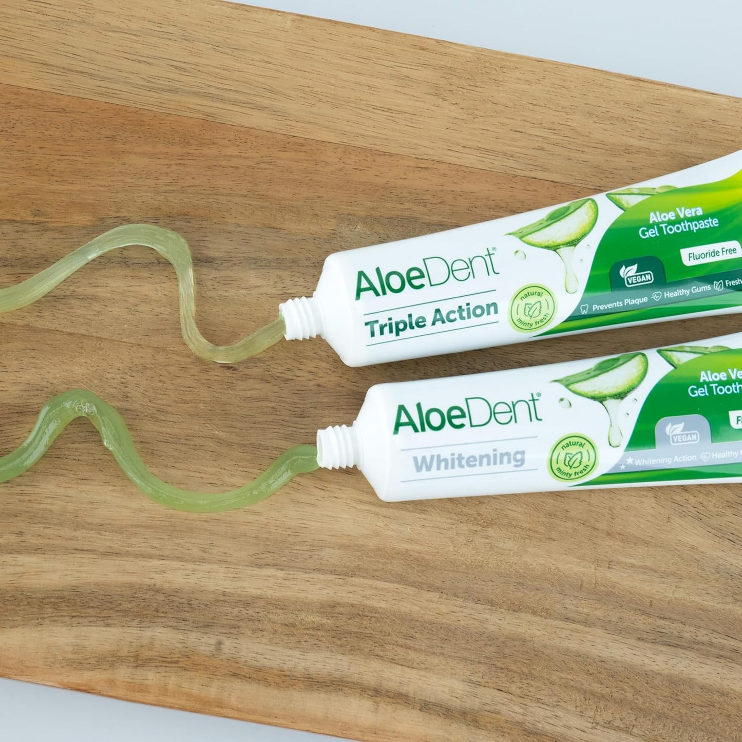 Aloe Dent Whitening Aloe Vera Toothpaste Fluoride Free, Natural Action, Vegan, Cruelty Free , SLS Free, Naturally White, Healthy Gums , 100 ml, packaging may vary
