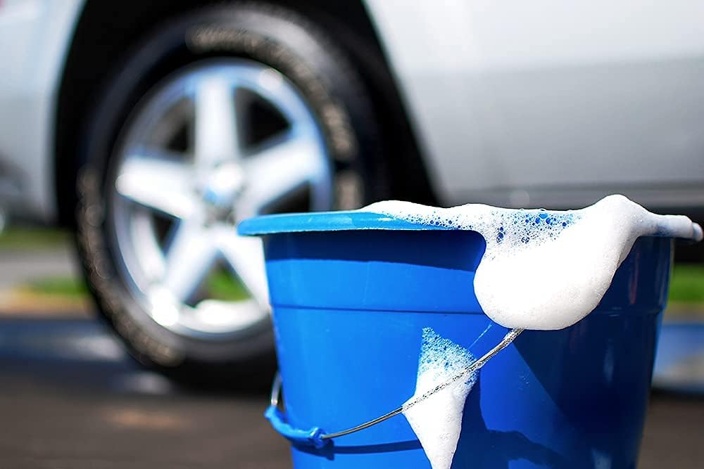 CarPlan POL102 Car Wash Shampoo and Wax Protective Layer 5L Ph Neutral 5 Litre Detailing Cleaner Care Vehicle Cleaning Soap - Remove Dirt Road Grime Streak Free Showroom Shine Finish