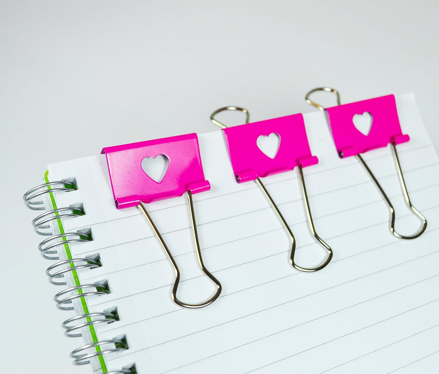 Rapesco 1426 32 mm Heart Foldback Clips, Hot Pink, Pack of 20