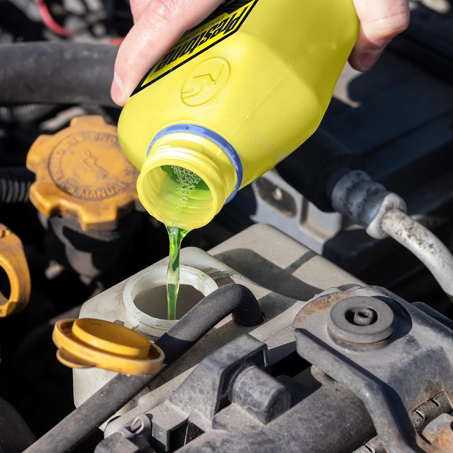 PRESTONE PAFR0035B Coolant Antifreeze for All Vehicles 10 year 300,000 miles Corrosion Protection, Ready to Use, 1 Litre