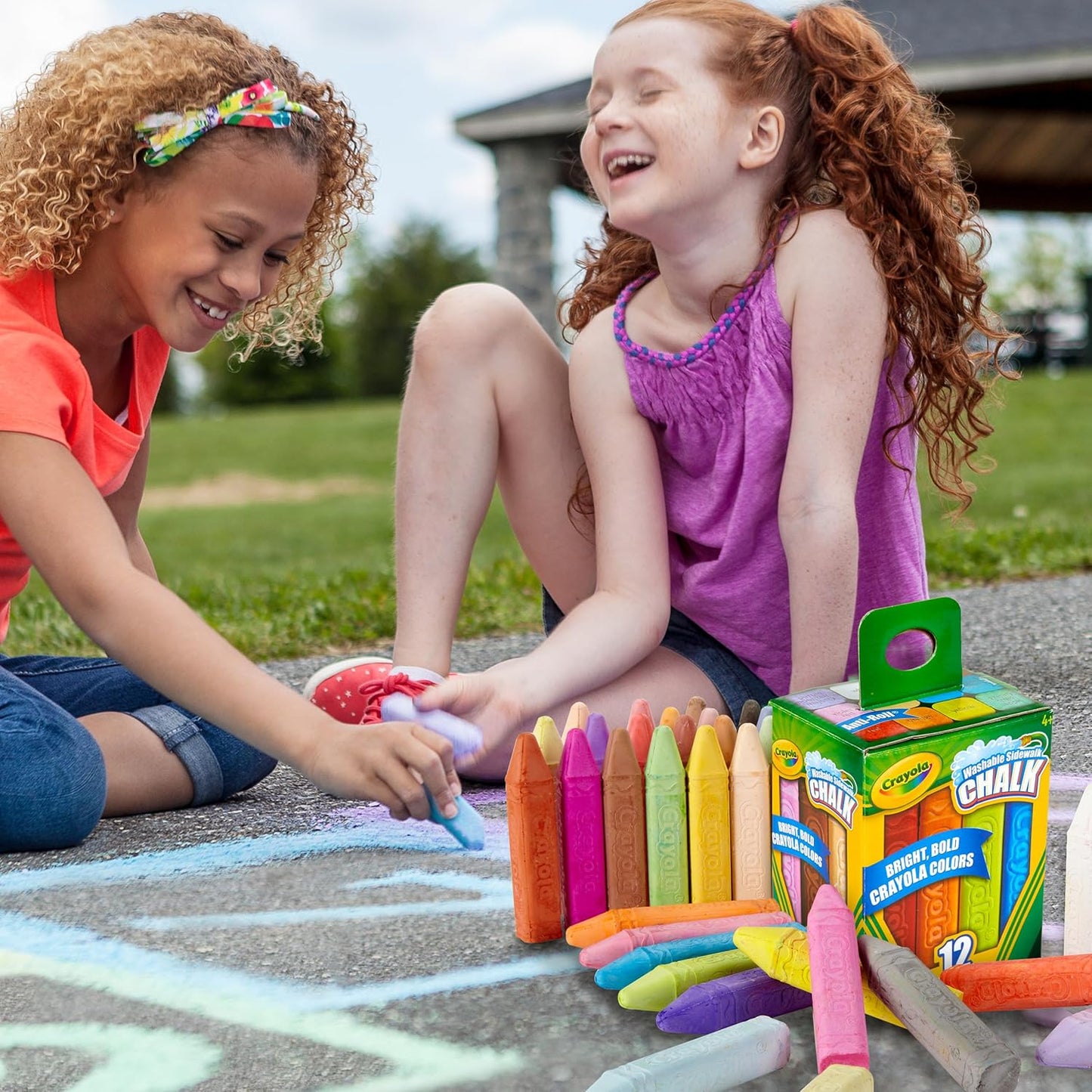 CRAYOLA Outdoor Chalk - Assorted Colours (Pack of 12) | Perfect for Drawing on the Pavement or Patio - Easily Washes Away with Water! | For Ages 4+